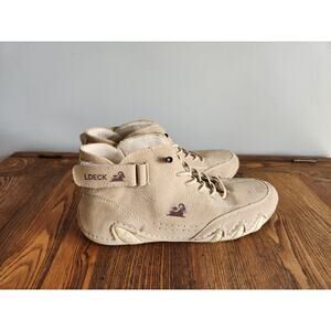 LDECK High Top Womens Size 39 US sz 7.5 Beige Casual Sneakers AUS Logo